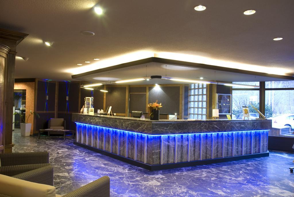 Hotel Restaurant La Porte D'Octodure Martigny Buitenkant foto