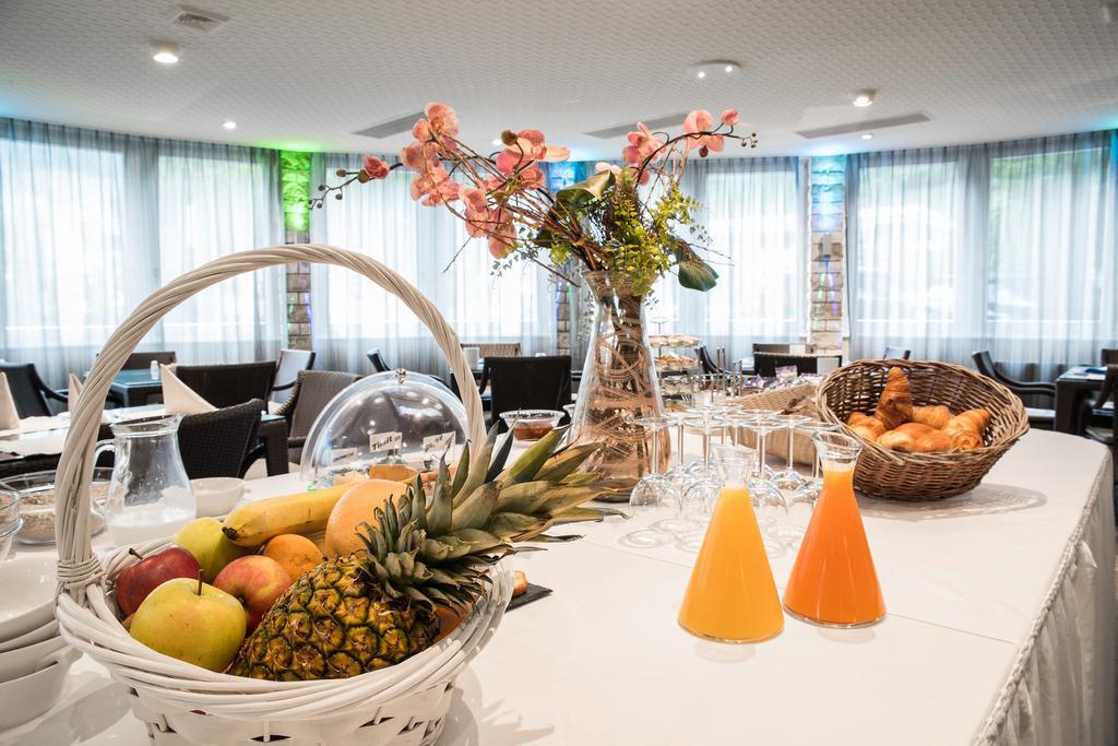 Hotel Restaurant La Porte D'Octodure Martigny Buitenkant foto